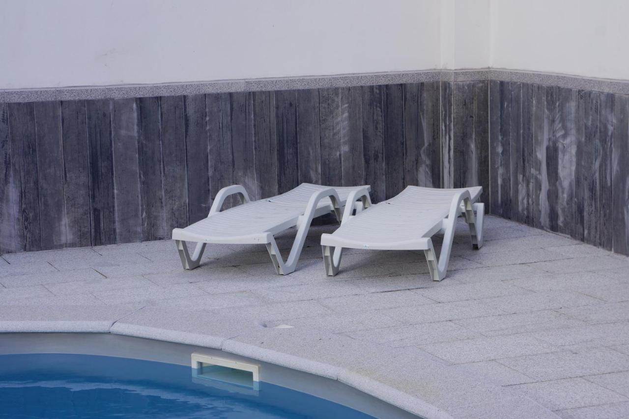 Casinha Das Bonecas - Casa Com Piscina Privada Aveiro Luaran gambar
