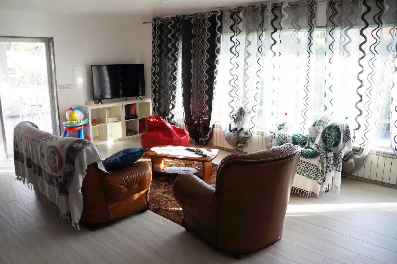 Casinha Das Bonecas - Casa Com Piscina Privada Aveiro Luaran gambar