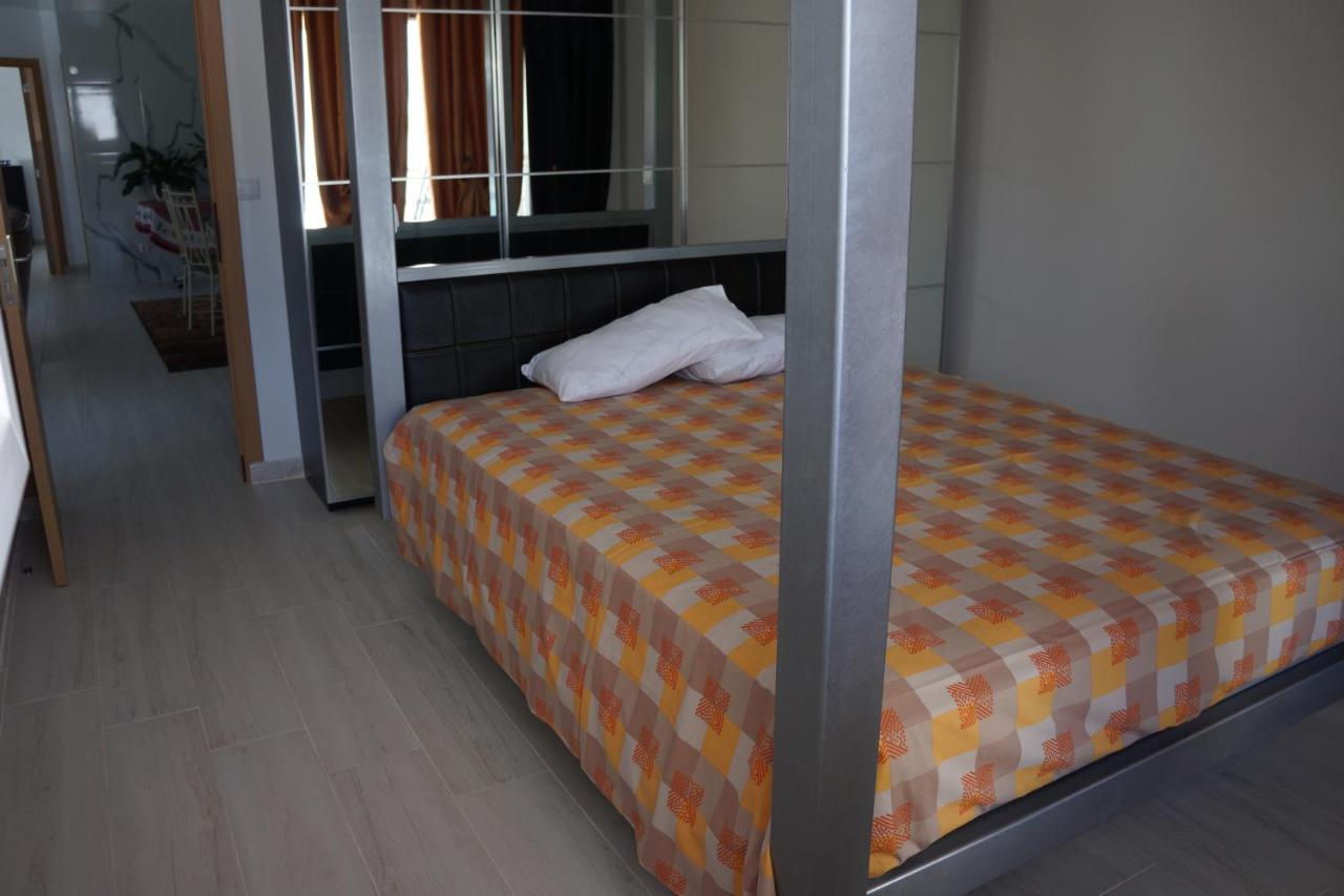 Casinha Das Bonecas - Casa Com Piscina Privada Aveiro Luaran gambar