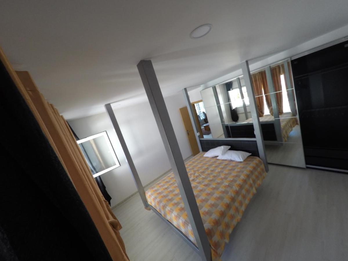Casinha Das Bonecas - Casa Com Piscina Privada Aveiro Luaran gambar