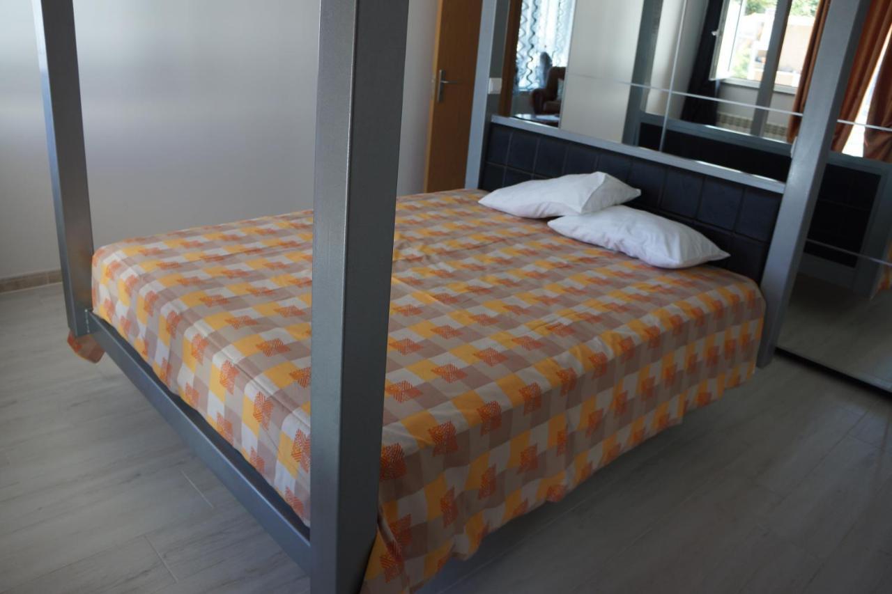 Casinha Das Bonecas - Casa Com Piscina Privada Aveiro Luaran gambar