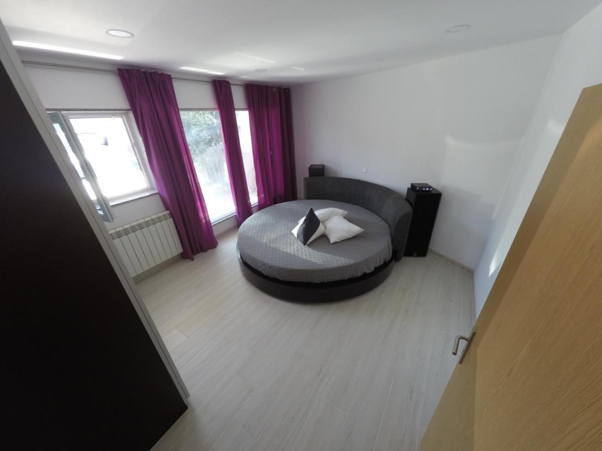 Casinha Das Bonecas - Casa Com Piscina Privada Aveiro Luaran gambar